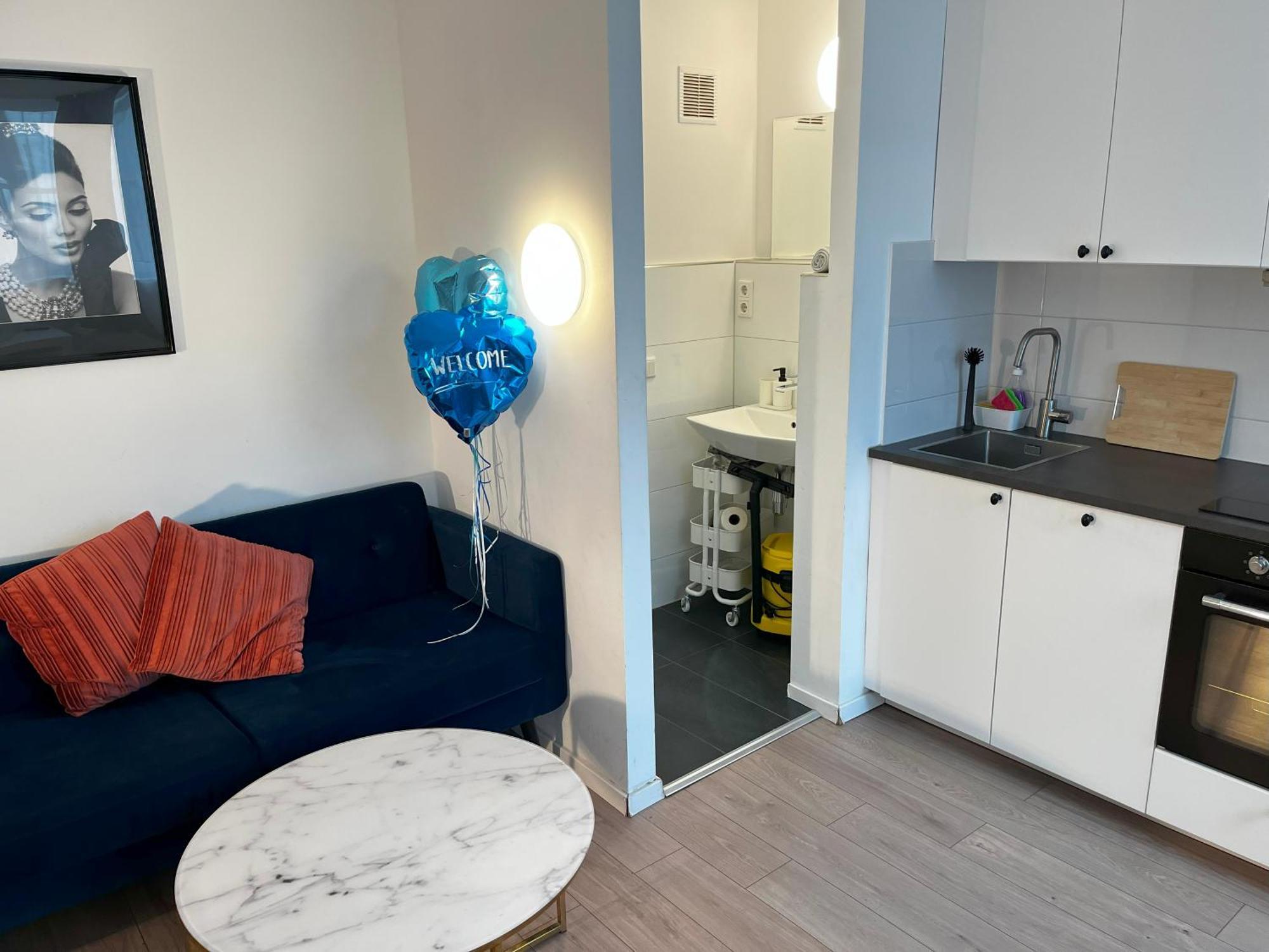 Appartement Stylish In Friesenplatz, Heart Of Keulen