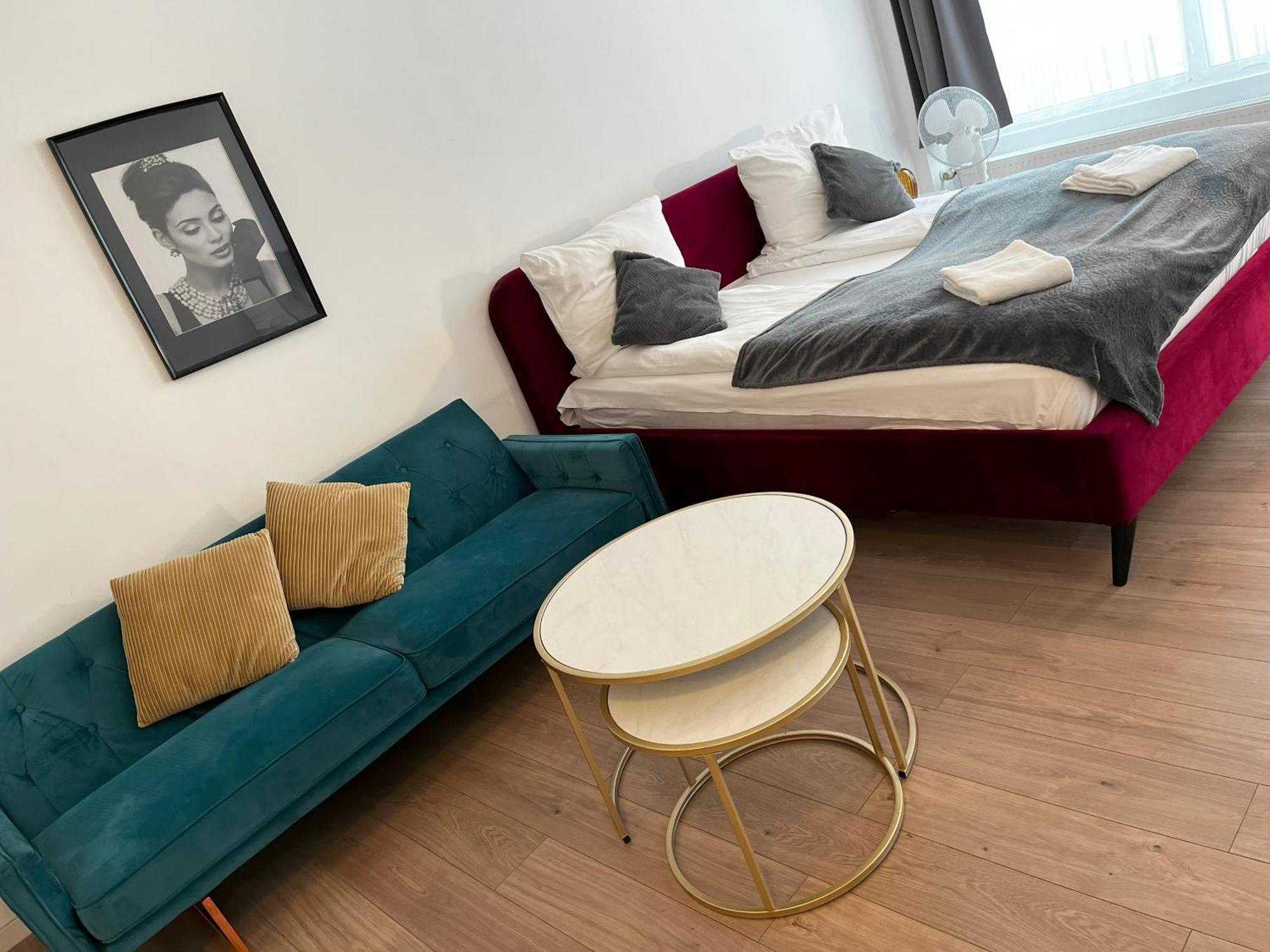 Appartement Stylish In Friesenplatz, Heart Of